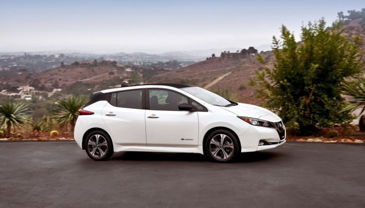Promozione Nissan Leaf, febbraio 2018: prezzi da 299€ al mese - Foto 5 di 26