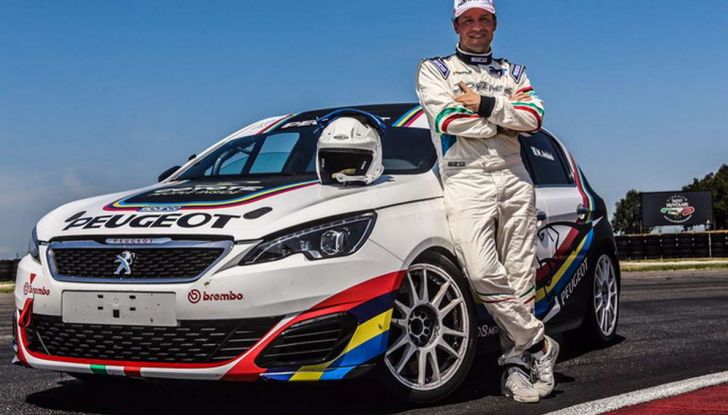 Peugeot 308 nello Sport - Foto 5 di 12