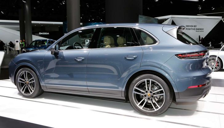Nuova Porsche Cayenne, arriva la terza generazione del SUV tedesco - Foto 8 di 13