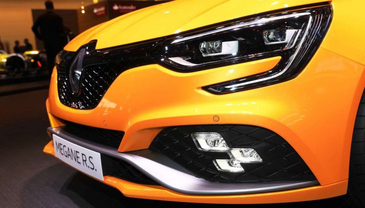 Renault Megane RS MY 2018: i test su strada della hatchback sportiva - Foto 19 di 19