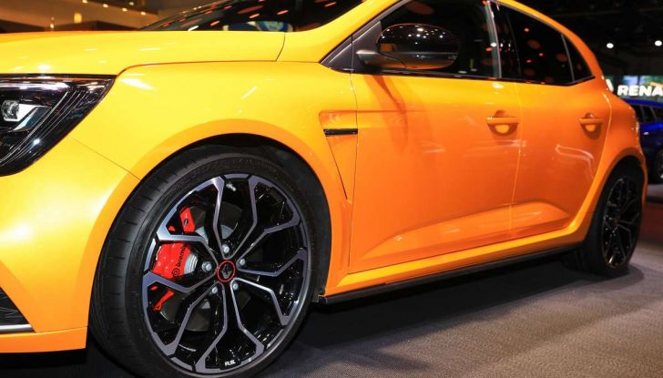 Renault Megane RS MY 2018: i test su strada della hatchback sportiva - Foto 3 di 19