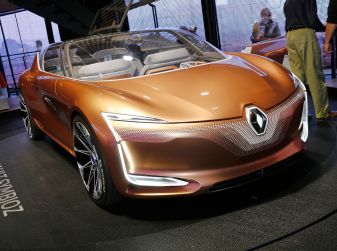 Renault Symbioz, concept per la mobilità del futuro
