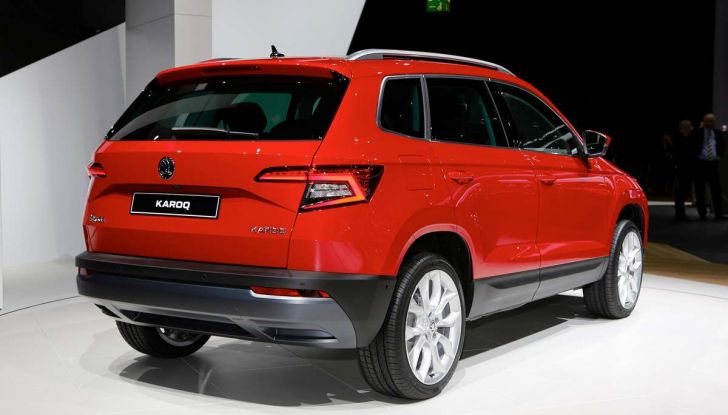 Skoda Karoq: il SUV compatto con nuovi motori e tanto spazio - Foto 13 di 15