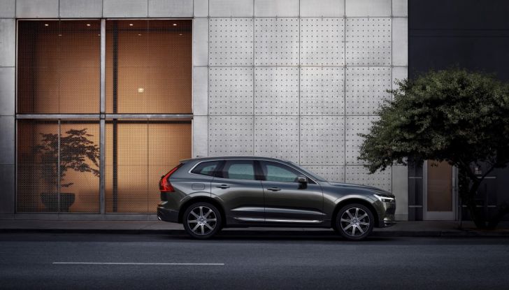 Volvo XC60 2017: Prova su strada, opinioni e prezzi del SUV svedese - Foto 7 di 35