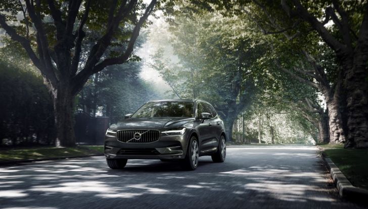 Volvo XC60 2017: Prova su strada, opinioni e prezzi del SUV svedese - Foto 6 di 35