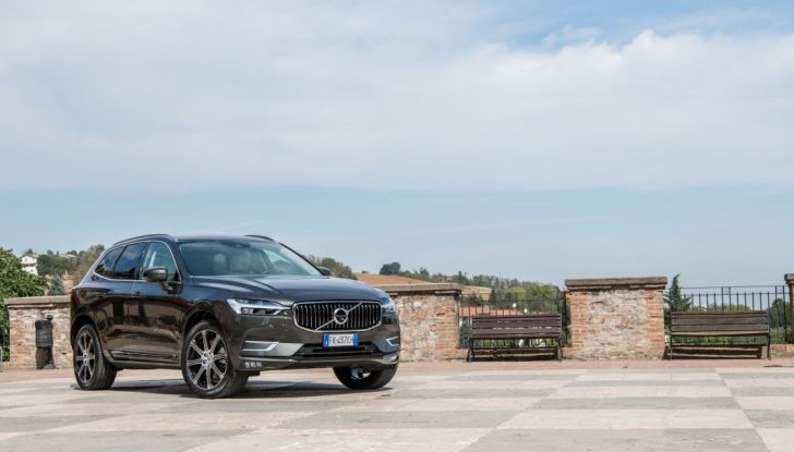 Volvo XC60 2017: Prova su strada, opinioni e prezzi del SUV svedese - Foto 13 di 35