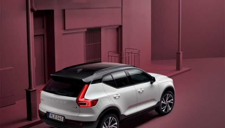 Volvo XC40 2018, arriva il crossover compatto del marchio svedese - Foto 21 di 28