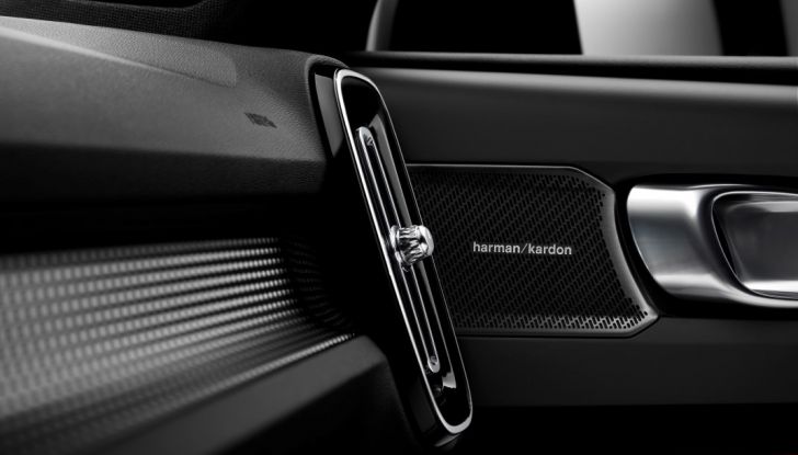 Volvo XC40 2018, arriva il crossover compatto del marchio svedese - Foto 24 di 28