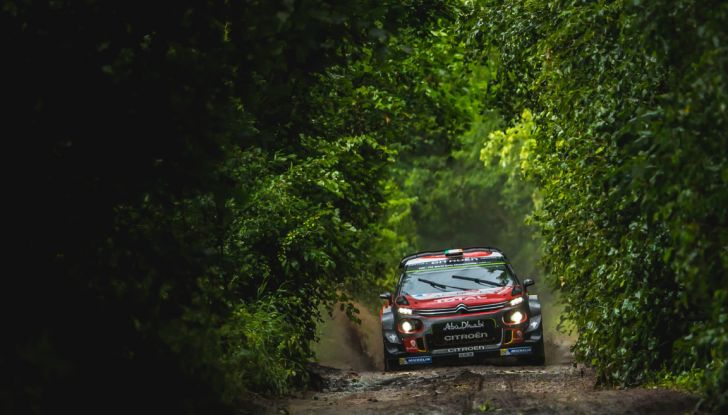 WRC Galles, GB: le Citroën C3 WRC pronte a sfidare i difficili tracciati su terra gallese - Foto 1 di 2