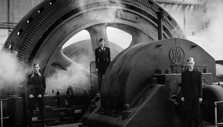 Lancia Ypsilon, la fashion car ruba la scena alla mostra di Peter Lindbergh - Foto 4 di 7