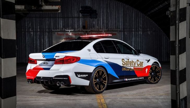 La nuova BMW M5 xDrive è Safety Car della MotoGP 2018 - Foto 7 di 16