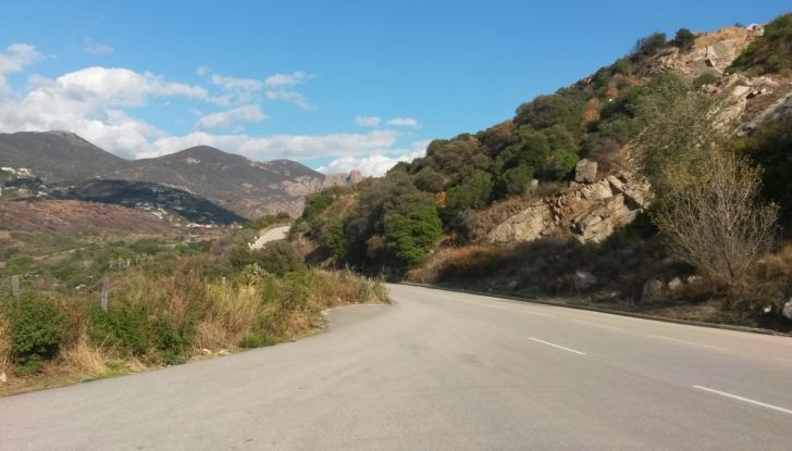 Prova Citroen C3 Aircross: stile in fuoristrada per il SUV francese - Foto 26 di 32