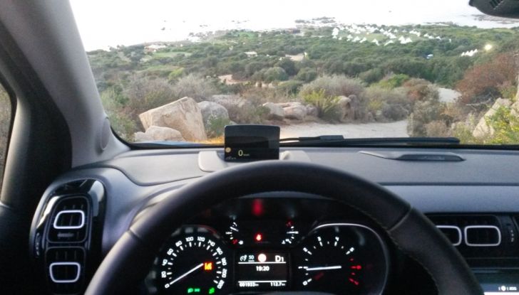 Prova Citroen C3 Aircross: stile in fuoristrada per il SUV francese - Foto 5 di 32