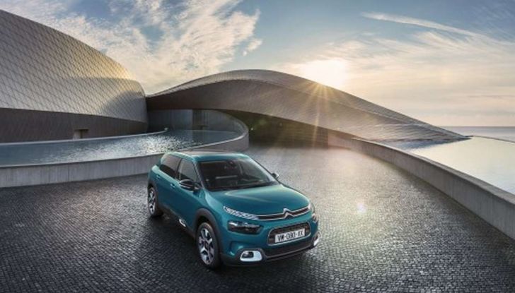 Citroen C4 Cactus restyling, nuovo design e più tecnologia - Foto 5 di 19