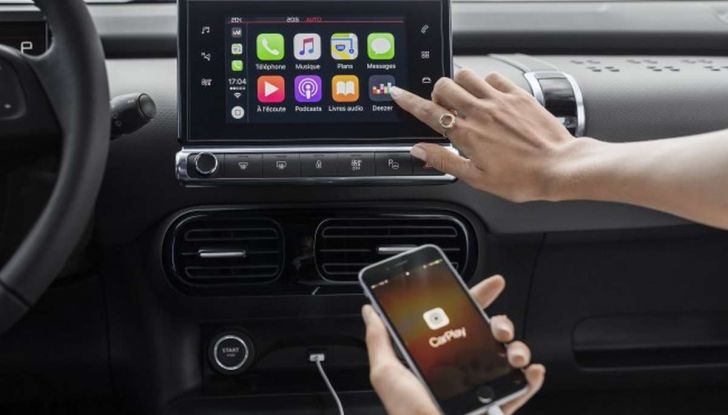 Citroen C4 Cactus restyling, nuovo design e più tecnologia - Foto 18 di 19