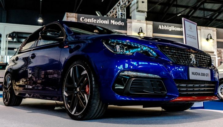 Peugeot 308 GTi By Peugeot Sport: racing puro sulle strade - Foto 1 di 12
