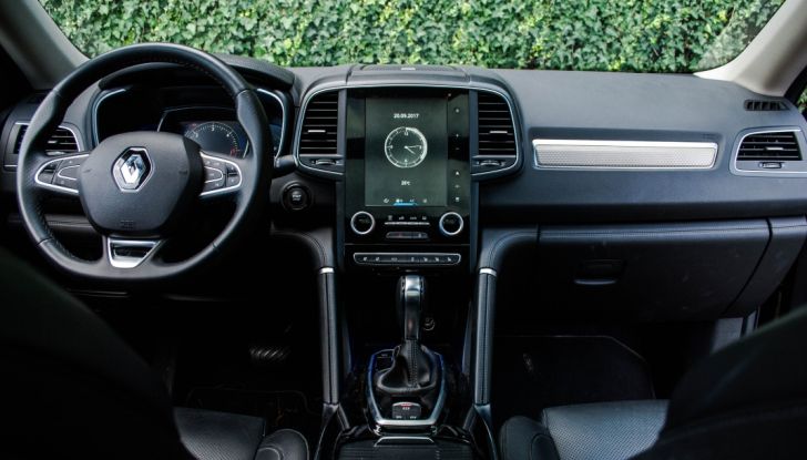 Renault Koleos 2017: Prova su Strada del SUV Senza Limiti con 4×4 e X-Tronic - Foto 9 di 39
