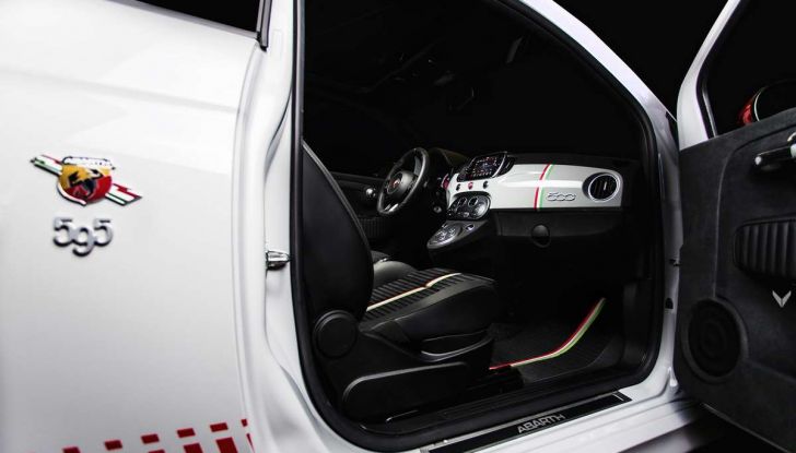 Fiat 500 Abarth 595 by Vilner, la piccola sportiva omaggia il tricolore - Foto 8 di 15