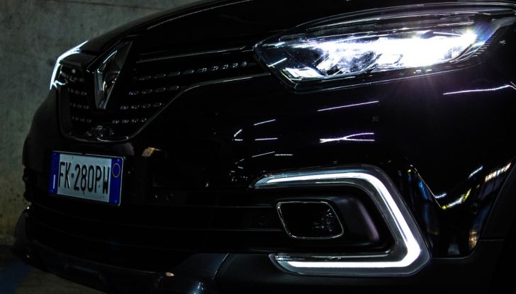 Prova su strada Renault Captur 2017: il crossover agile e spigliato - Foto 23 di 37