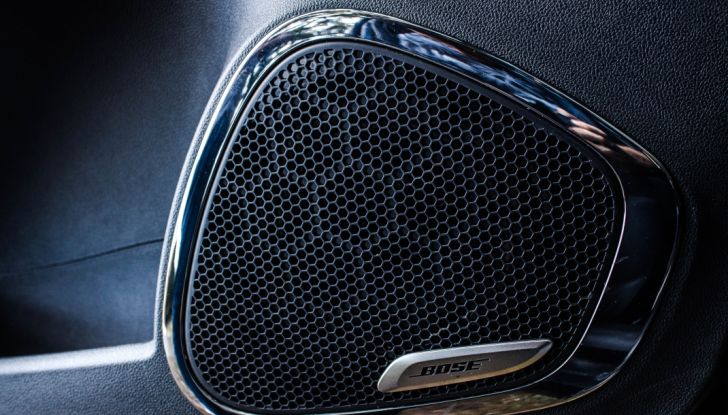 Prova su strada Renault Captur 2017: il crossover agile e spigliato - Foto 13 di 37