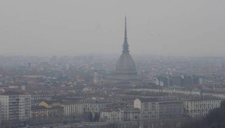 Emergenza Smog: come affrontare il blocco del traffico - Foto 1 di 6