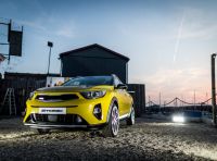 Kia Stonic: prova su strada, dotazioni e prezzi del crossover compatto
