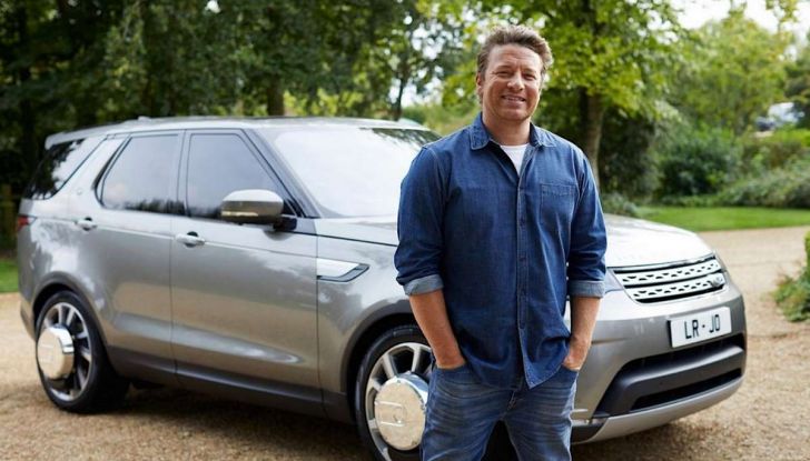La Land Rover Discovery di Jamie Oliver è una cucina a 4 ruote - Foto 6 di 6