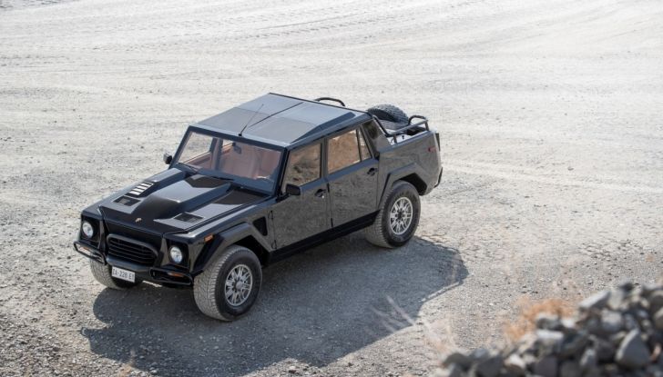 Il ritorno del Lamborghini LM002 in attesa del SUV Urus - Foto 12 di 27