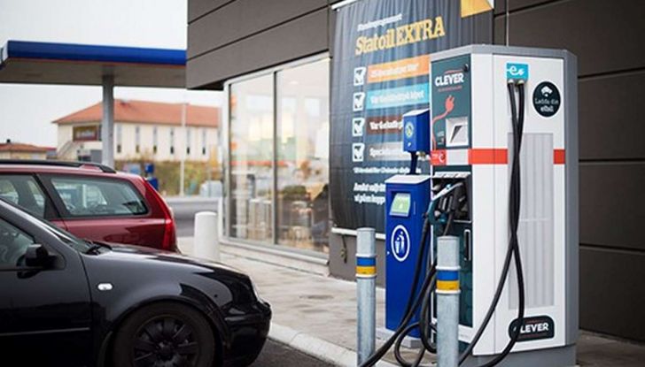 L’auto elettrica si potrà presto caricare al distributore di benzina - Foto 5 di 10