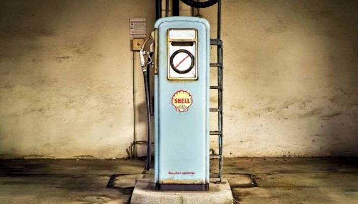 L’auto elettrica si potrà presto caricare al distributore di benzina - Foto 9 di 10