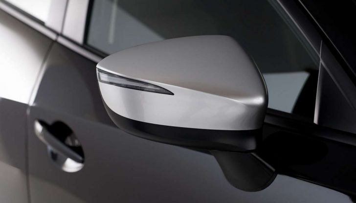 Mazda rende fashion la sua crossover CX-3 grazie a Pollini - Foto 12 di 26