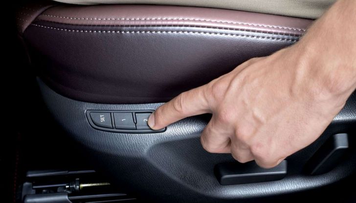 Mazda rende fashion la sua crossover CX-3 grazie a Pollini - Foto 20 di 26