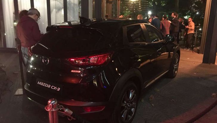 Mazda rende fashion la sua crossover CX-3 grazie a Pollini - Foto 19 di 26