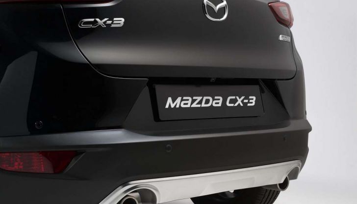 Mazda rende fashion la sua crossover CX-3 grazie a Pollini - Foto 11 di 26