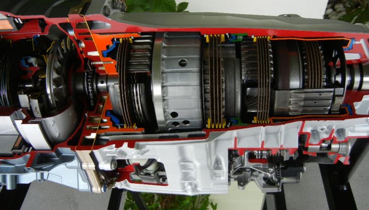 Nuova Mercedes Classe E Cabrio: Prova su strada, caratteristiche e prezzo - Foto 13 di 29