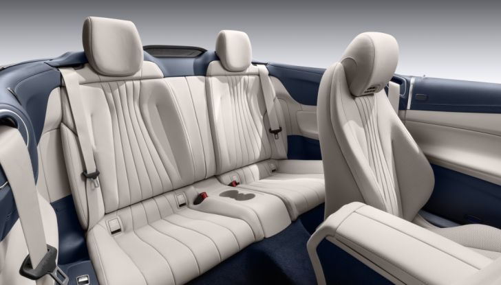 Nuova Mercedes Classe E Cabrio: Prova su strada, caratteristiche e prezzo - Foto 14 di 29