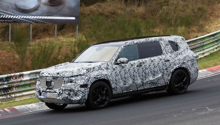 Mercedes GLS 2019, nuove immagini spia del maxi SUV - Foto 16 di 30