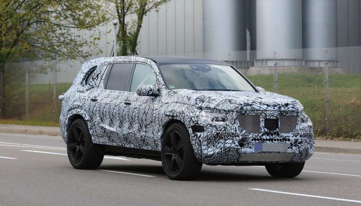 Mercedes GLS 2019, nuove immagini spia del maxi SUV - Foto 2 di 30