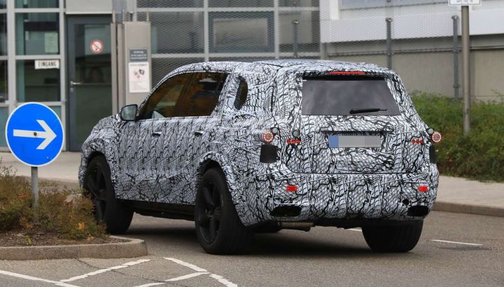 Mercedes GLS 2019, nuove immagini spia del maxi SUV - Foto 27 di 30