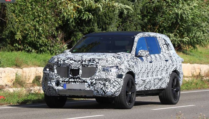 Mercedes GLS 2019, nuove immagini spia del maxi SUV - Foto 18 di 30