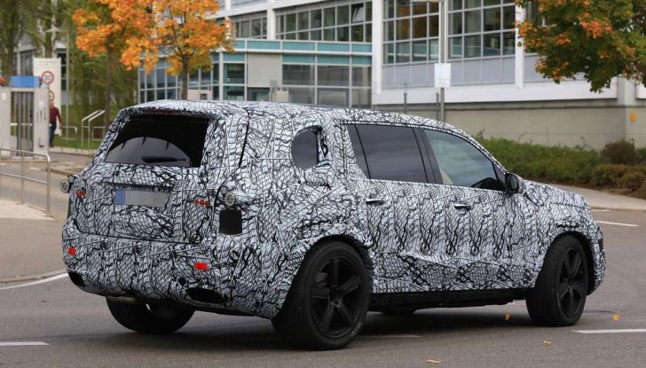 Mercedes GLS 2019, nuove immagini spia del maxi SUV - Foto 4 di 30