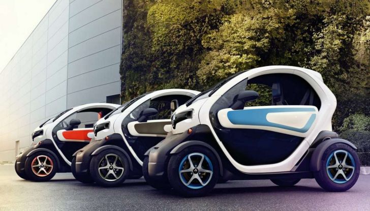 Nel 1997 il web nel 2017 l’auto elettrica - Foto 13 di 16