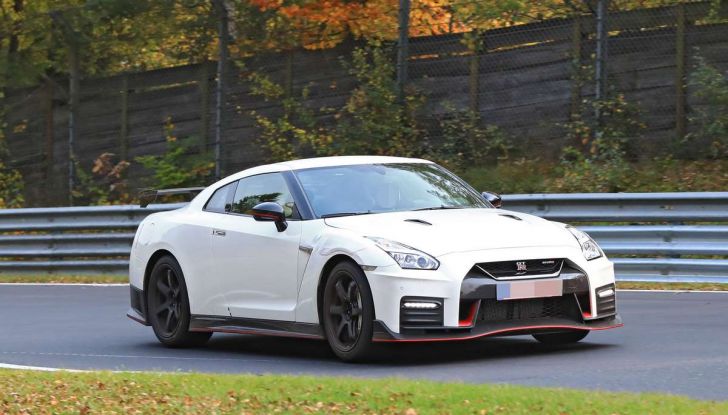 Nissan GT-R Nismo MY 2018, collaudi e ultimi test su pista - Foto 15 di 23