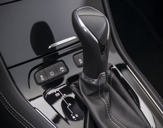 Opel Grandland X: test drive, caratteristiche e prezzi del crossover polivalente - Foto 14 di 25