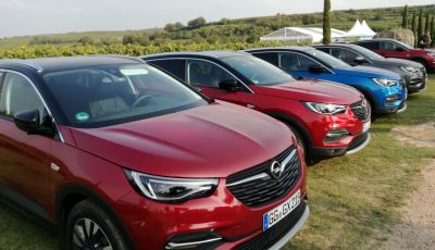 Opel Grandland X: test drive, caratteristiche e prezzi del crossover polivalente