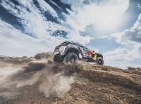 Cyril Despres, veterano dei rally raid, è carico per la Dakar 2018 con Peugeot