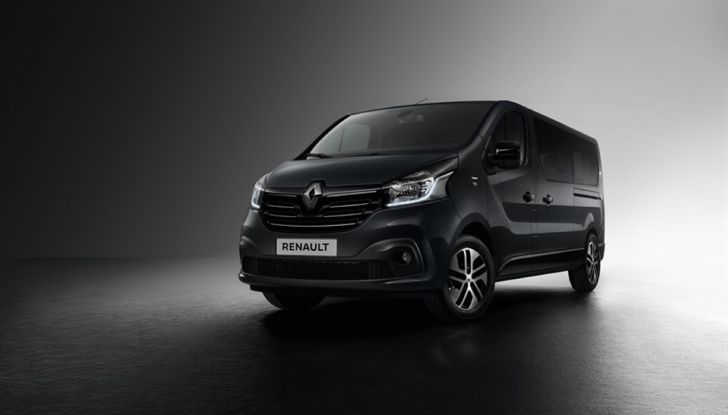 Renault Trafic SpaceClass, il salotto business: versioni, motori e prezzi - Foto 18 di 22