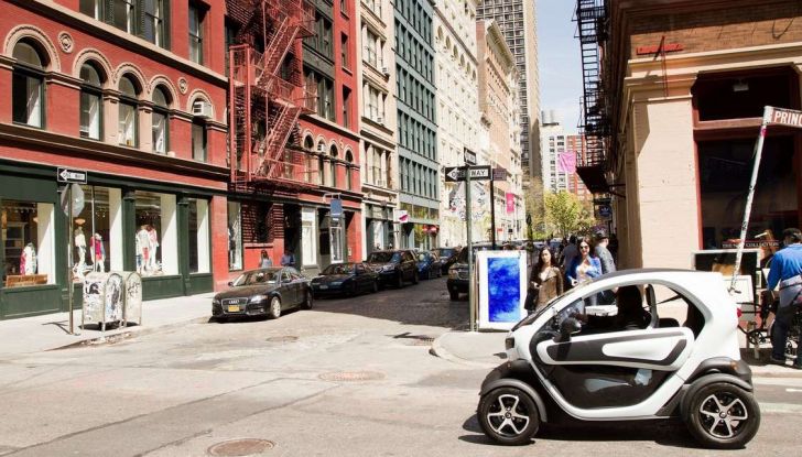 Alberghi e ristoranti possono usare una Renault Twizy grazie a Enegan - Foto 2 di 15