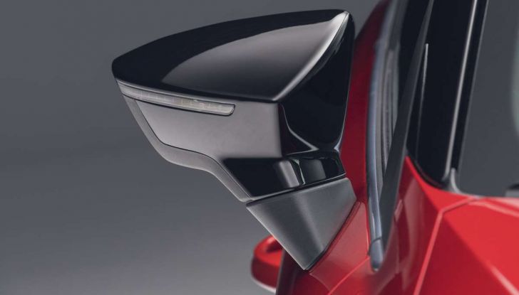 Seat Arona, la prova su strada del SUV compatto a Barcellona - Foto 18 di 48