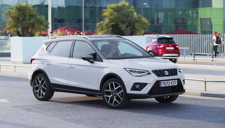 Seat Arona, la prova su strada del SUV compatto a Barcellona - Foto 30 di 48